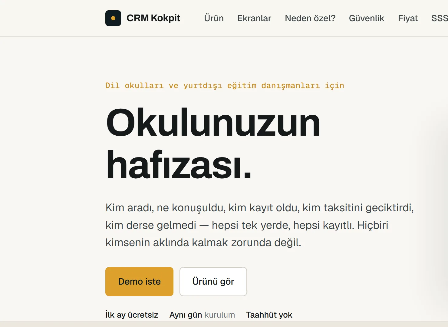 CRM Kokpit tanıtım web sitesinin üst bölümü: ürün adı, “Okulunuzun hafızası” başlığı ve dil okullarına yönelik CRM tanıtımı. Vitasanctus tarafından geliştirilen ürünün kendi web sitesinden alınmış ekran görüntüsüdür.